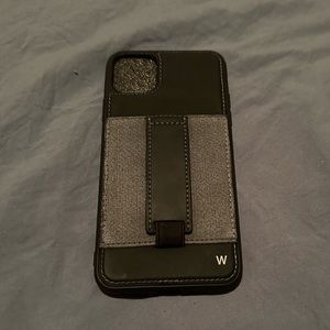 Black and grey walli case iPhone 11 Pro Max